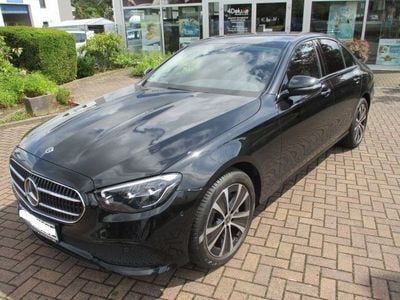 Schwarz Gebraucht 2022 Mercedes E300 Avantgarde Limousine | 36.950 € (Fairer Preis)