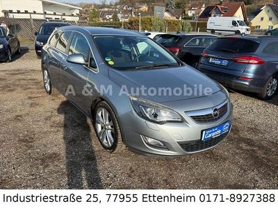 Gebraucht Opel Astra Sport 140 PS (102 kW) 2011 Silber Kombi