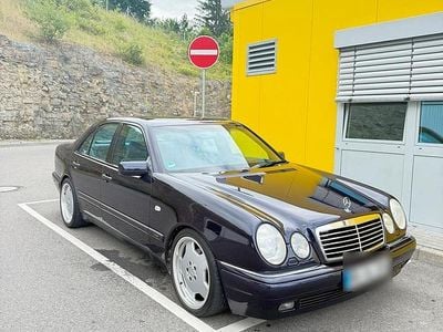 Mercedes E280