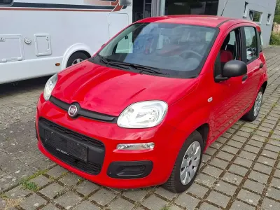 Gebraucht Fiat Panda Pop 69 PS (50 kW) 2018 Colore esterno (bartolini rot) Kleinwagen