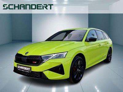Nuova Skoda Octavia RS 265 CV (194 kW) 2026 Verde Station wagon