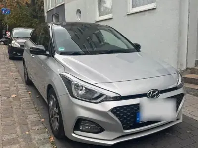 Gebraucht Hyundai i20 YES! 84 PS (61 kW) 2019 Silber Kleinwagen