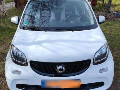 Second-hand Smart ForFour 70 CP (51 kW) 2017 Alb Hatchback