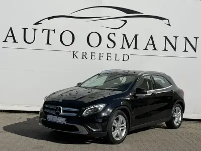 Gebraucht Mercedes GLA220 Urban 170 PS (125 kW) 2015 Schwarz SUV