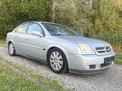 Gebraucht Opel Vectra Elegance 147 PS (108 kW) 2003 Starsilber iii m2 Limousine