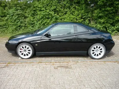 Second-hand Alfa Romeo GTV Lusso 220 CP (161 kW) 1997 Negru Coupe