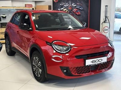 Neu Fiat 600E Red 114 kW (156 PS) 2026 Rot SUV