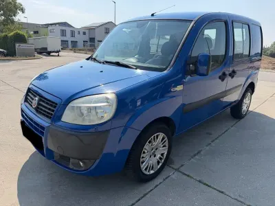 Gebraucht Fiat Doblò 77 PS (56 kW) 2009 Blau Van / Kleinbus