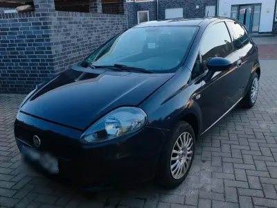 Usata Fiat Punto 65 CV (47 kW) 2008 Blu Utilitaria