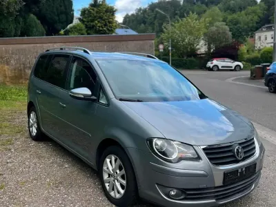 Gebraucht VW Touran 105 PS (77 kW) 2010 Grau Van / Kleinbus