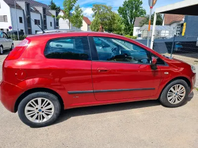 Gebraucht Fiat Grande Punto 95 PS (69 kW) 2006 Rot Kleinwagen