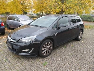 Schwarz Gebraucht 2013 Opel Astra Active Kombi | 1.500 € (Teuer)