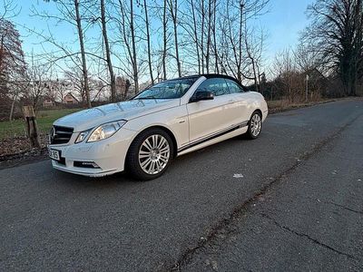 Gebraucht Mercedes 220 170 PS (125 kW) 2011 Weiß Cabrio