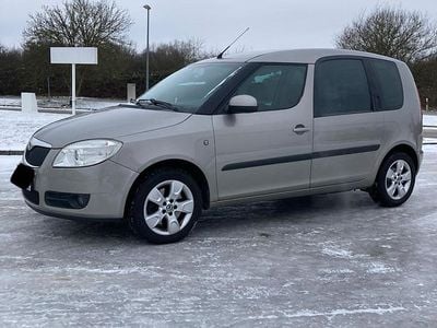 Braun Gebraucht 2007 Skoda Roomster Van / Kleinbus | 3.499 € (Etwas zu teuer)