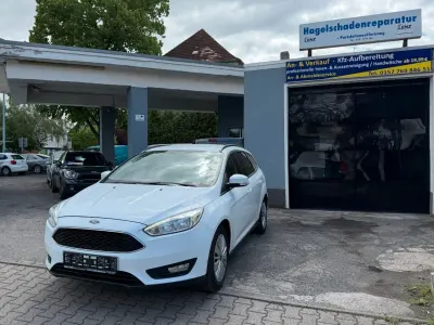 Gebraucht Ford Focus Trend 101 PS (74 kW) 2018 Weiß Limousine