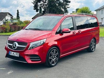 Rot Gebraucht 2023 Mercedes V300 AMG Van / Kleinbus | 56.850 € (Superpreis)