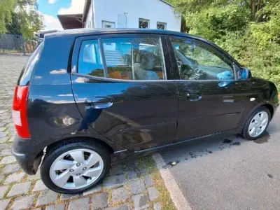 Gebraucht Kia Picanto 65 PS (47 kW) 2006 Schwarz Kleinwagen