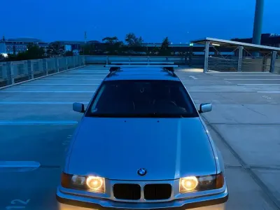 Gebraucht BMW 318 Sport Line 116 PS (85 kW) 1996 Silber Kombi