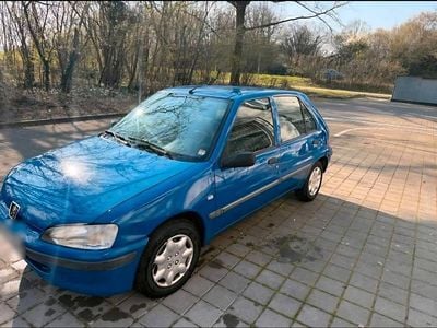Gebraucht Peugeot 106 60 PS (44 kW) 2002 Blau Kleinwagen