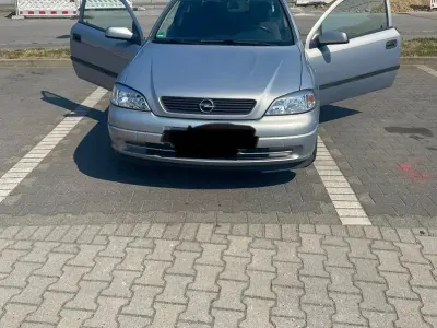 Gebraucht Opel Astra 84 PS (61 kW) 2000 Grau Kleinwagen