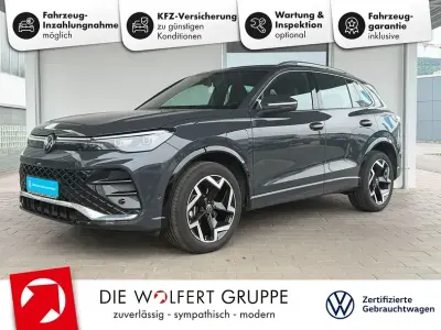 Gebraucht VW Tiguan R-line 204 PS (150 kW) 2025 Uranograu SUV