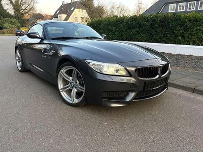 Gebraucht BMW Z4 M Sport 156 PS (114 kW) 2016 Mineralgrau metallic Cabrio