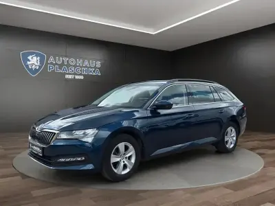 Gebraucht Skoda Superb 150 PS (110 kW) 2023 Blau