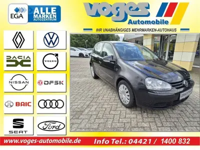 Gebraucht VW Golf IV Trendline 75 PS (55 kW) 2004 Black magic perleffekt Limousine