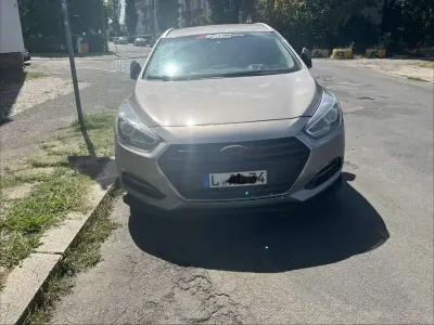 Gebraucht Hyundai i40 Trend 141 PS (103 kW) 2015 Kombi