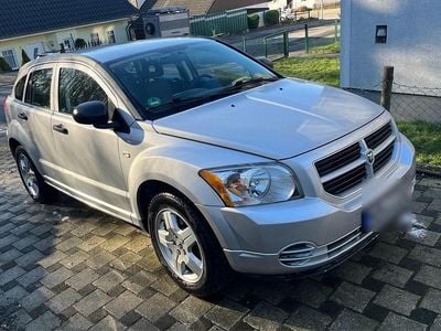 Gebraucht Dodge Caliber 150 PS (110 kW) 2010 Grau Kleinwagen