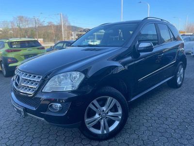 Gebraucht Mercedes ML320 224 PS (164 kW) 2008 Schwarz SUV