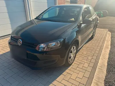Gebraucht VW Polo 75 PS (55 kW) 2014 Schwarz Coupé