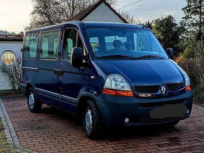 Blau Gebraucht 2008 Renault Master Van / Kleinbus | 6.700 € (Etwas zu teuer)