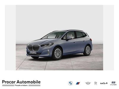 Gebraucht BMW 220 Luxury Line 170 PS (125 kW) 2025 Sparkling kupfergrau Van / Kleinbus