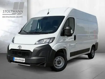 Używany Toyota Proace 140 KM (102 kW) 2024 Biały Minivan