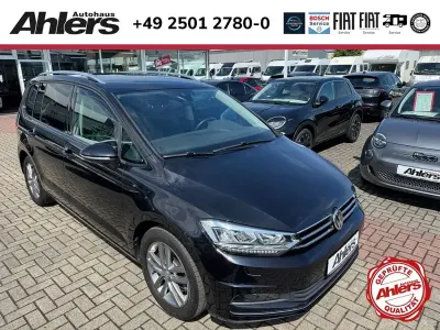 Gebraucht VW Touran IQ Drive 150 PS (110 kW) 2020 Deep black metallic Van / Kleinbus