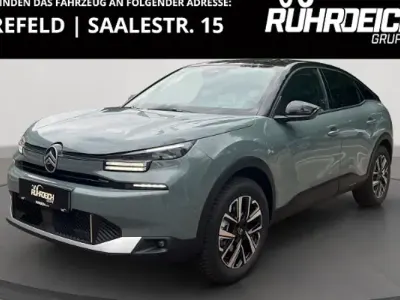 Neu Citroën C4 PureTech 131 PS (96 kW) 2025 Manhatten grün Limousine