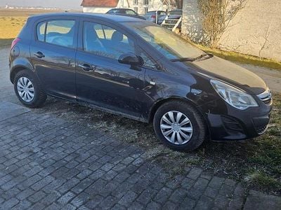 Schwarz Gebraucht 2014 Opel Corsa Eco Kleinwagen | 3.700 €