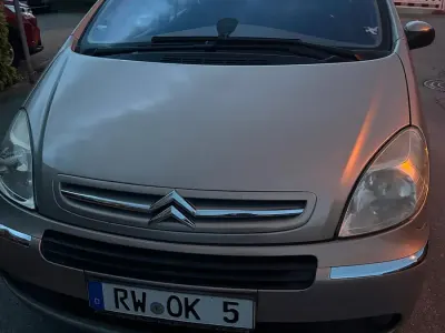 Gebraucht Citroën Xsara Picasso 120 PS (88 kW) 2005 Gelb Van / Kleinbus