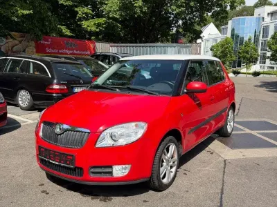 Gebraucht Skoda Fabia Classic 86 PS (63 kW) 2008 Rot Limousine