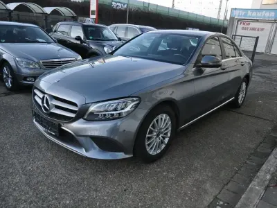 Gebraucht Mercedes C220 194 PS (142 kW) 2021 Grau Limousine