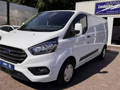 Gebraucht Ford Transit Custom Trend 105 PS (77 kW) 2022 Frostweiß Van