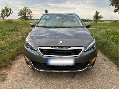 Gebraucht Peugeot 308 SW Allure 135 PS (99 kW) 2016 Grau Kombi