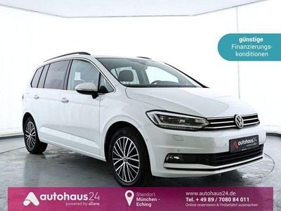 Gebraucht VW Touran Highline 150 PS (110 kW) 2022 Weiß Van / Kleinbus