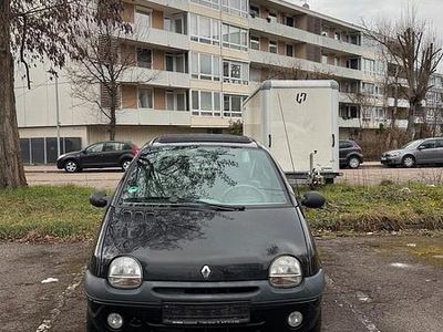 Schwarz Gebraucht 2000 Renault Twingo Kleinwagen | 1.400 €