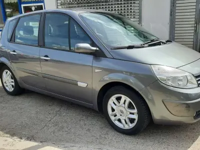 Gebraucht Renault Scénic II 111 PS (81 kW) 2006 Hologram grey Van / Kleinbus