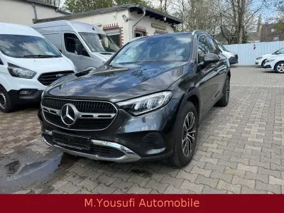 Gebraucht Mercedes GLC220 Avantgarde 197 PS (144 kW) 2023 Grau SUV