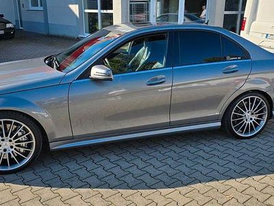Gebraucht Mercedes C63 AMG AMG 457 PS (336 kW) 2009 Silber Limousine