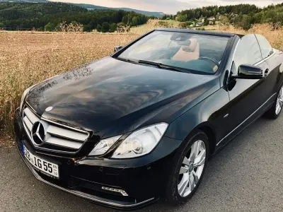 Gebraucht Mercedes E250 Elegance 205 PS (150 kW) 2010 Schwarz Cabrio
