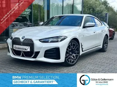 Gebraucht BMW i4 M Sport 294 kW (401 PS) 2025 Mineralweiss Limousine